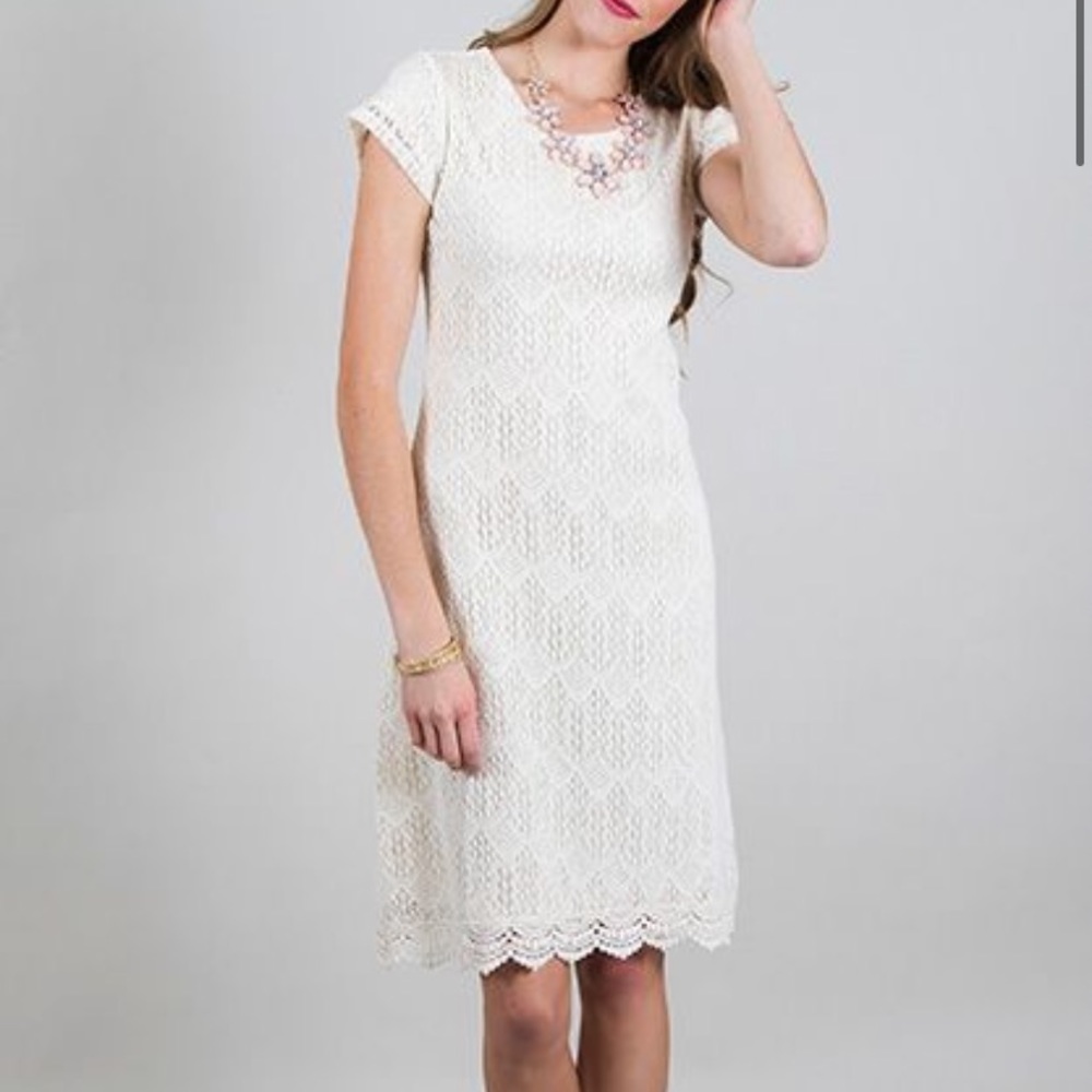 Cream Knee Length Dress | Down East | Size Small